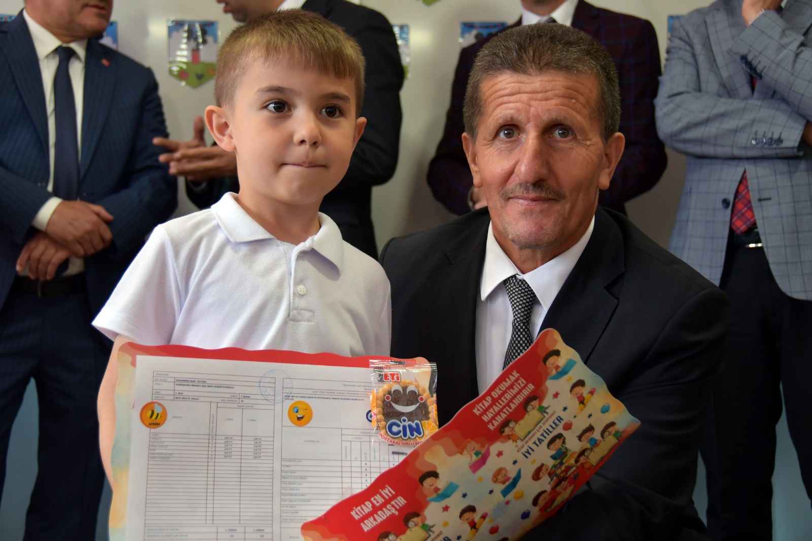 Gümüşhane’de 18 bin 883 öğrenci karne sevinci yaşadı 16