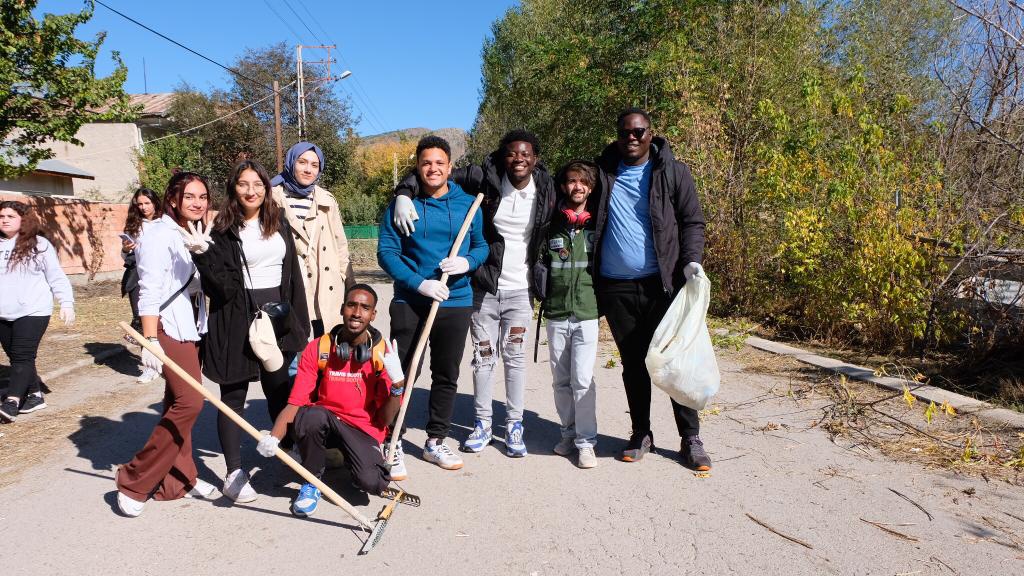 Kale köyünde temizlik seferberliği 19