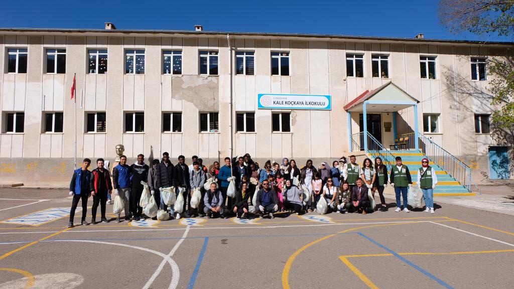 Kale köyünde temizlik seferberliği 21