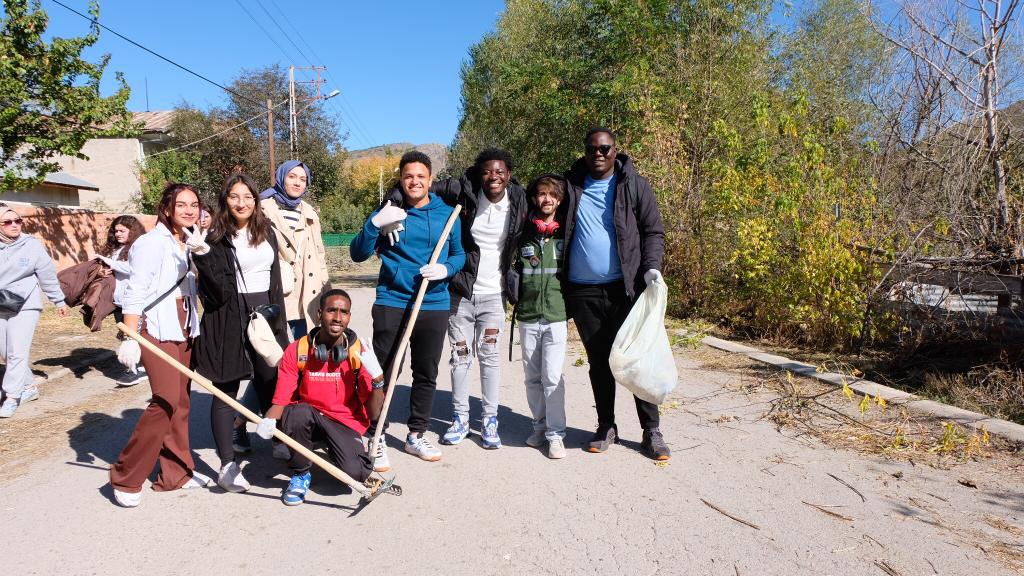 Kale köyünde temizlik seferberliği 23