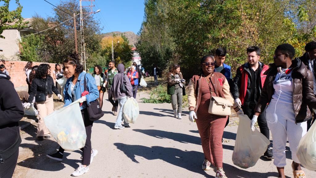 Kale köyünde temizlik seferberliği 7