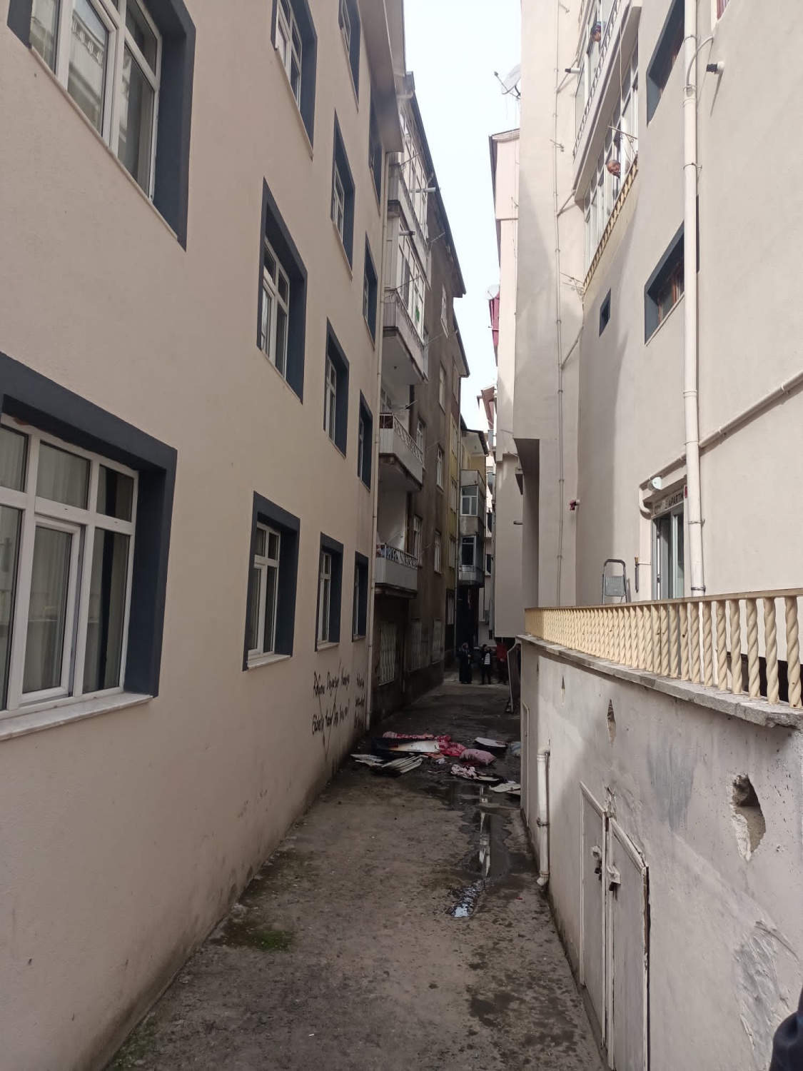 Çakmakla oynayan çocuk az kalsın felakete sebep oluyordu 3