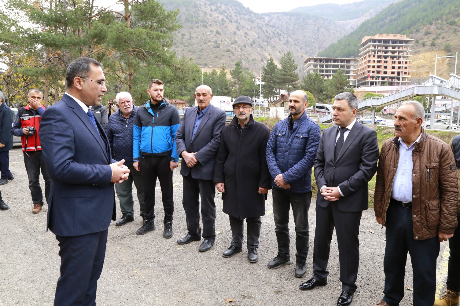 Gümüşhane’de arıcılara bin 320 adet polen tuzaklı kovan altlığı dağıtıldı 4