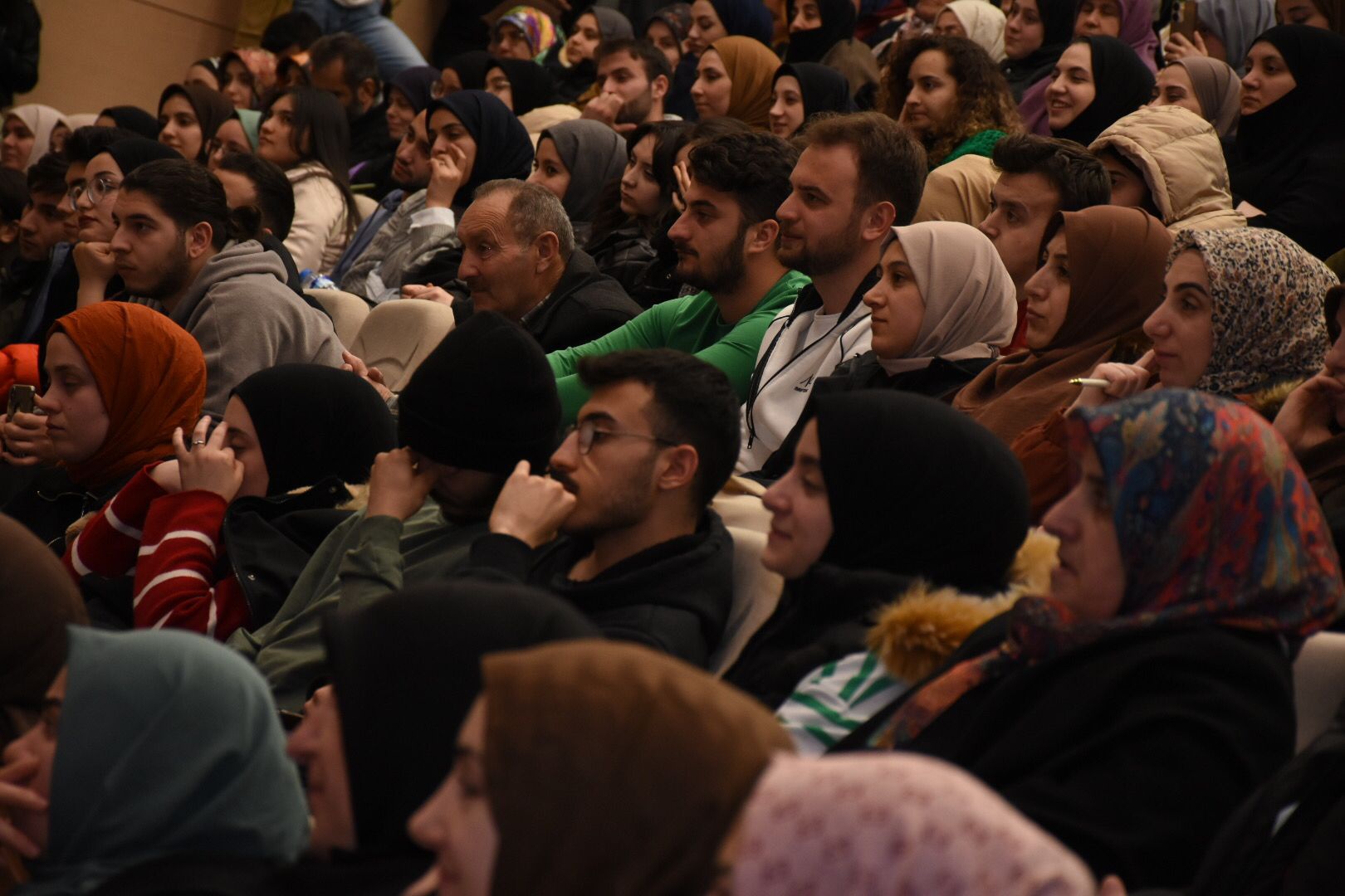 Hayati İnanç’tan “Can veren pervaneler” söyleşisi 8