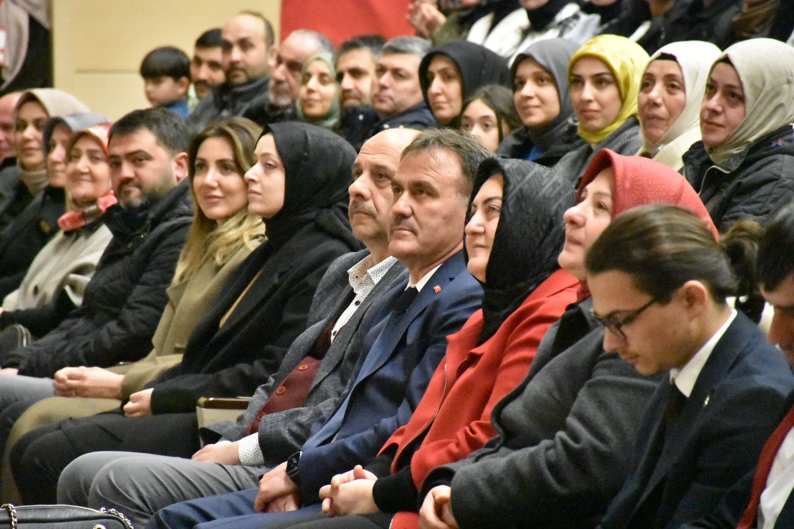 Ünlü şair Nurullah Genç, Gümüşhanelilerle buluştu 20