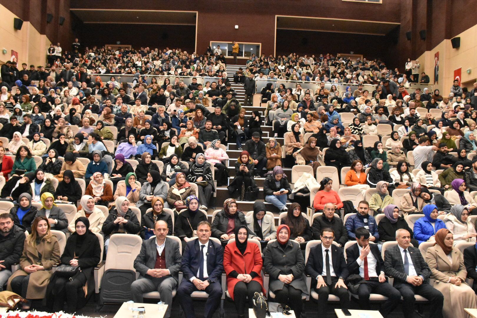 Ünlü şair Nurullah Genç, Gümüşhanelilerle buluştu 17