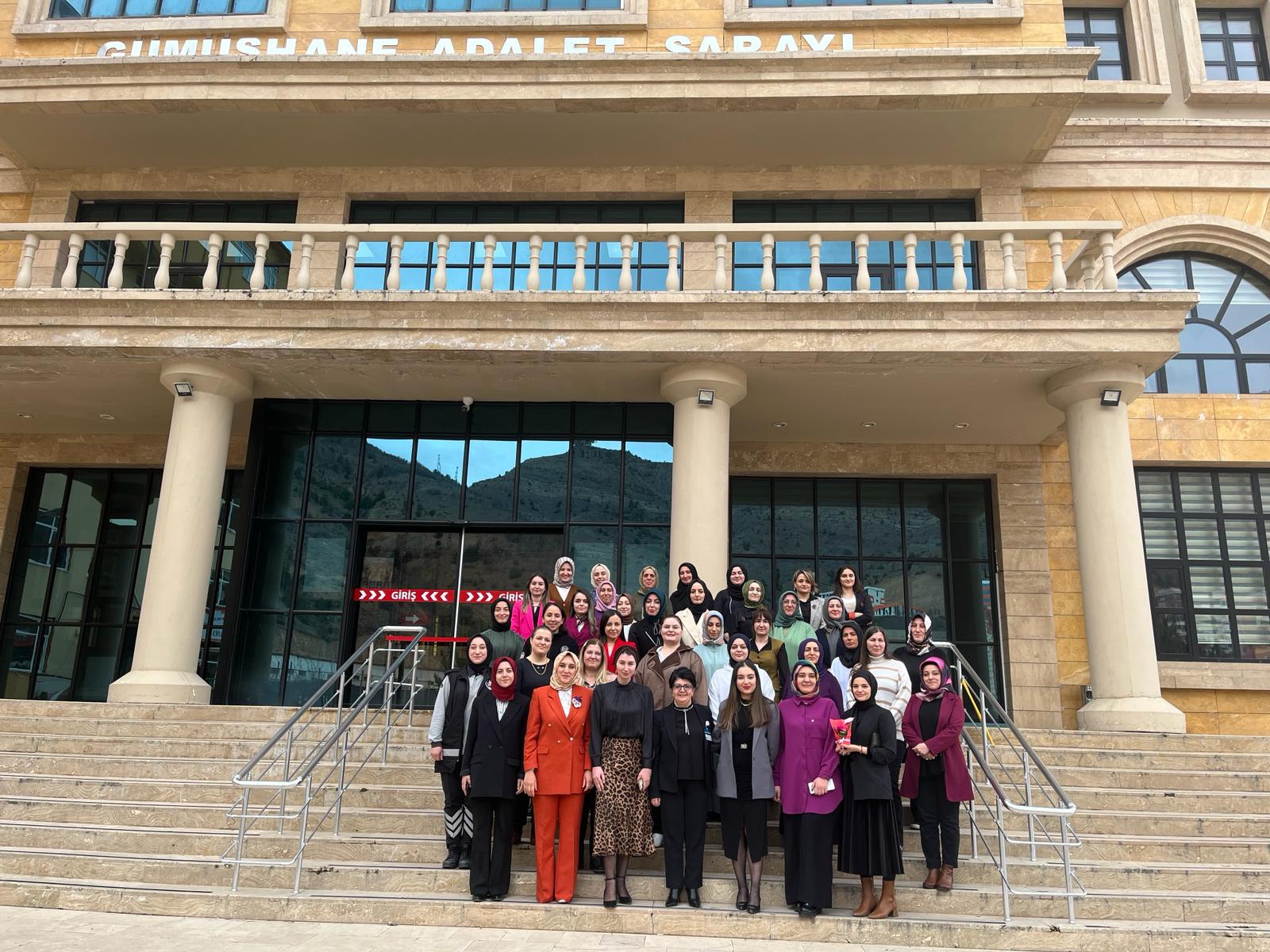 Adalet Sarayında Kadınlar Günü kutlandı 3