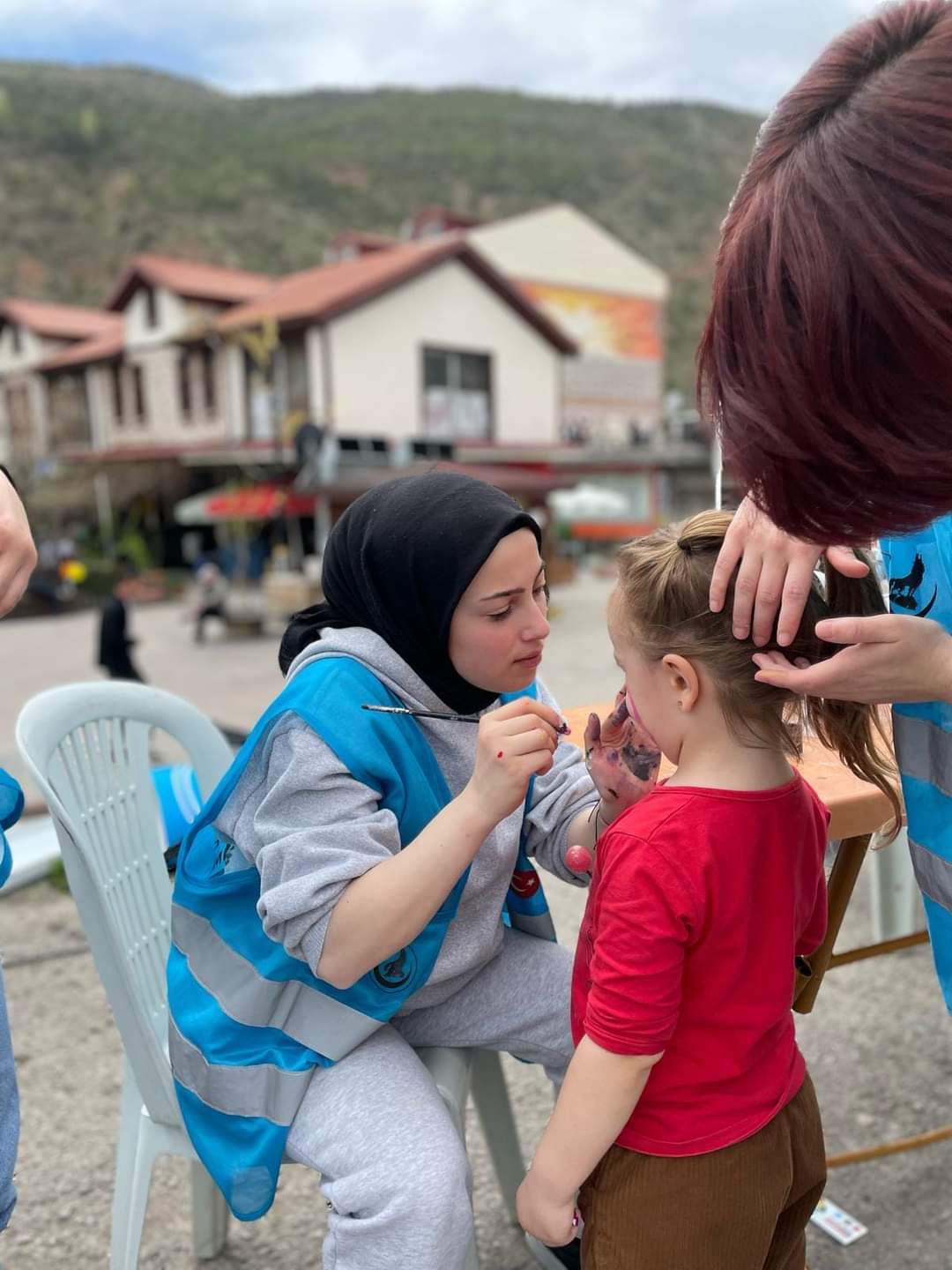 Ülkü Ocakları çocukları sevindirdi 15