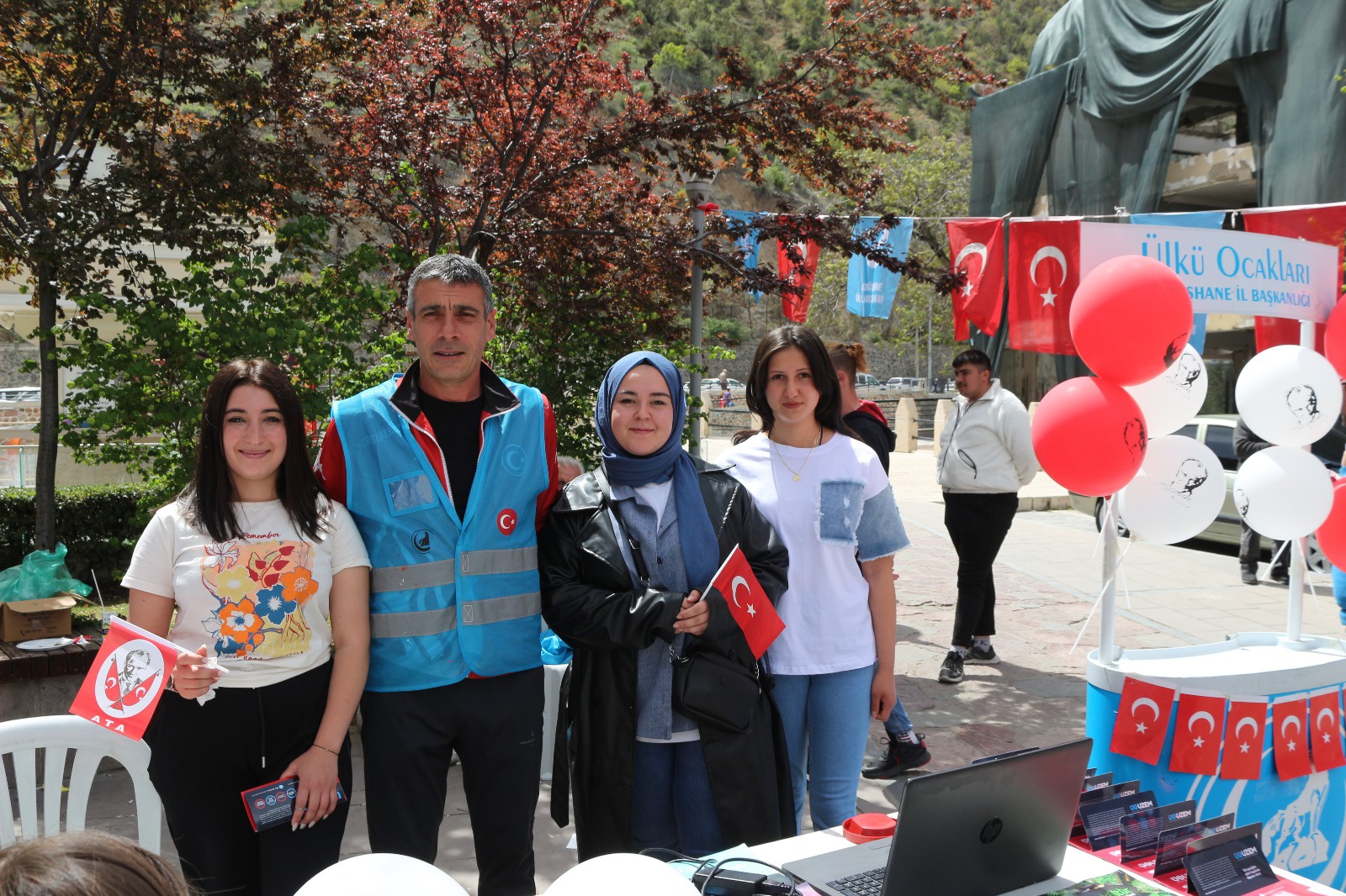 Ülkü Ocaklarından 23 Nisan etkinliği 34