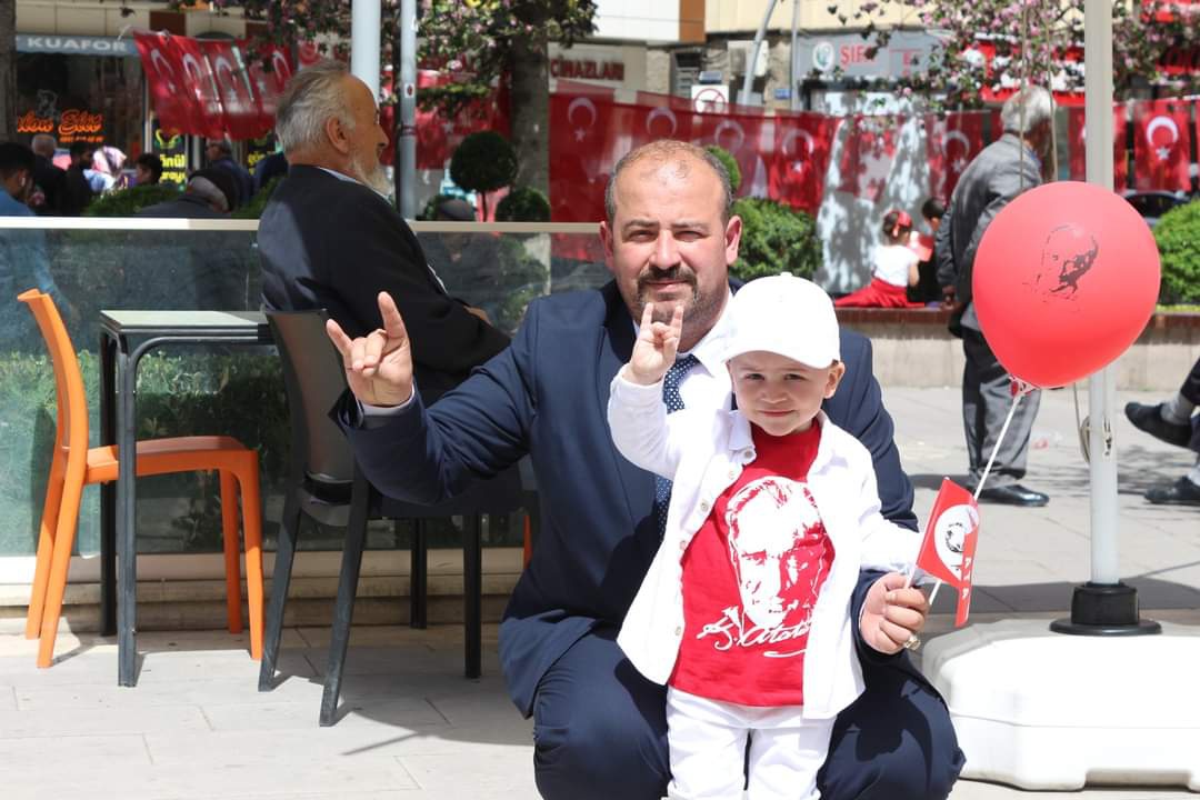 Ülkü Ocaklarından 23 Nisan etkinliği 2