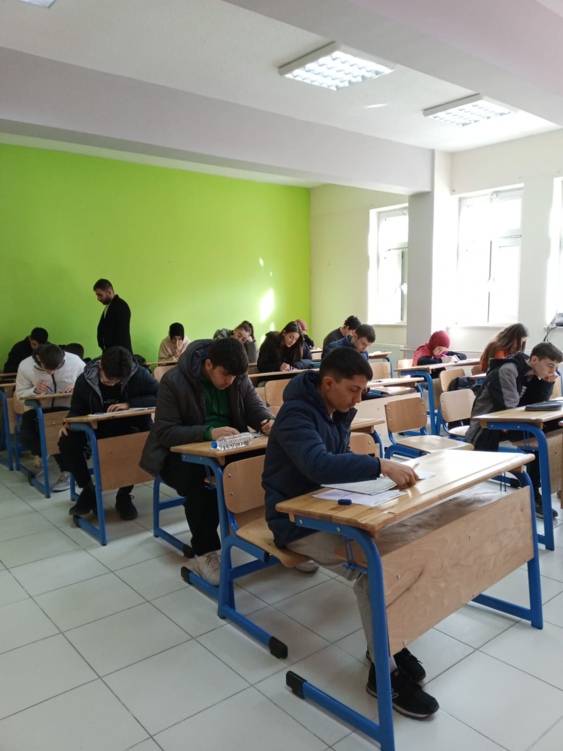 “Liseli gençler Efendimizin izinde” sınavı yapıldı 9