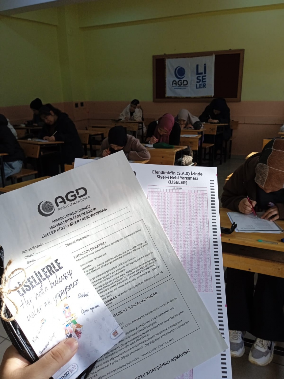 “Liseli gençler Efendimizin izinde” sınavı yapıldı 8