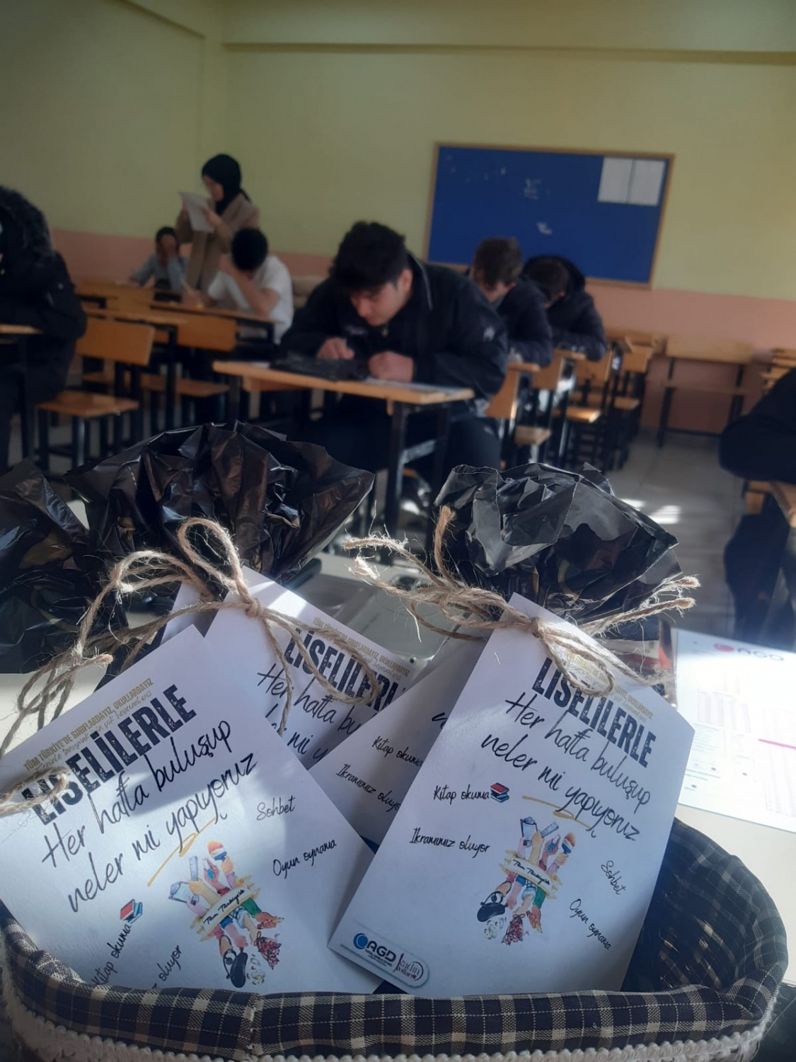 “Liseli gençler Efendimizin izinde” sınavı yapıldı 6