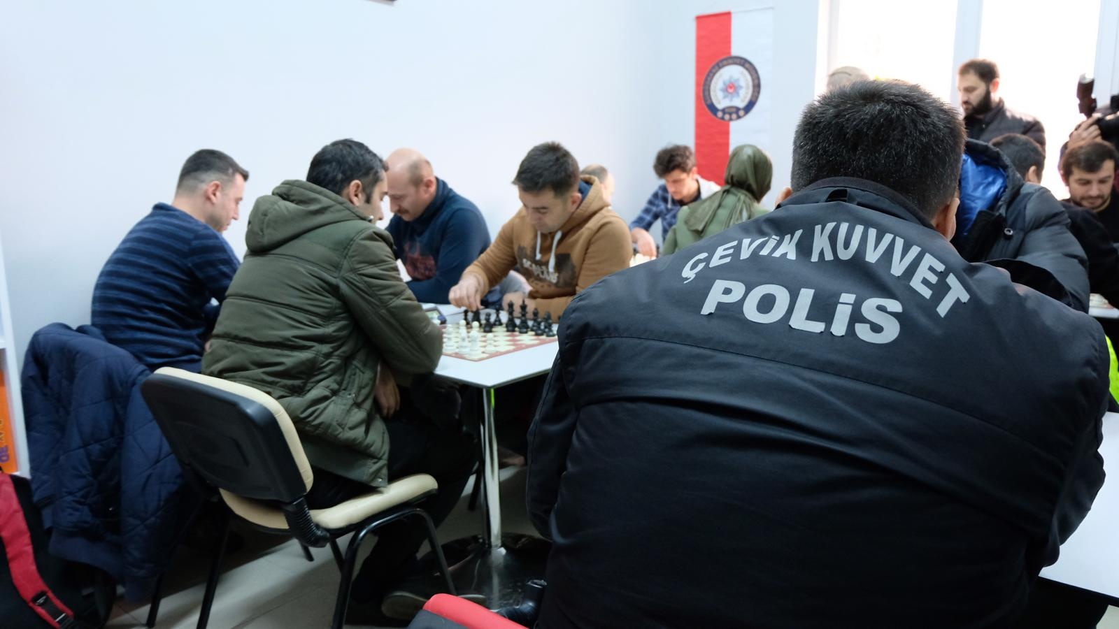 Gümüşhane Emniyetinden satranç turnuvası 4