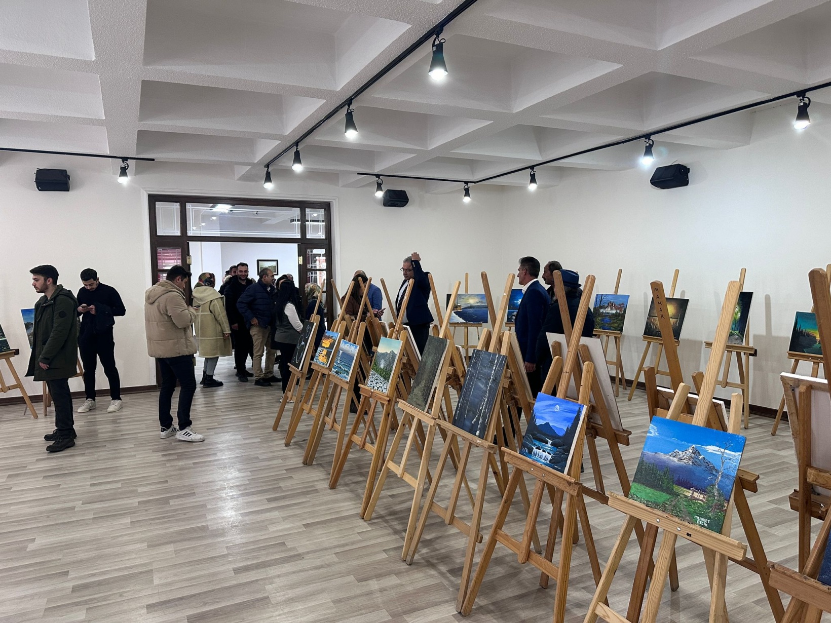 Mehmet Çelik ilk sergisini açtı 5