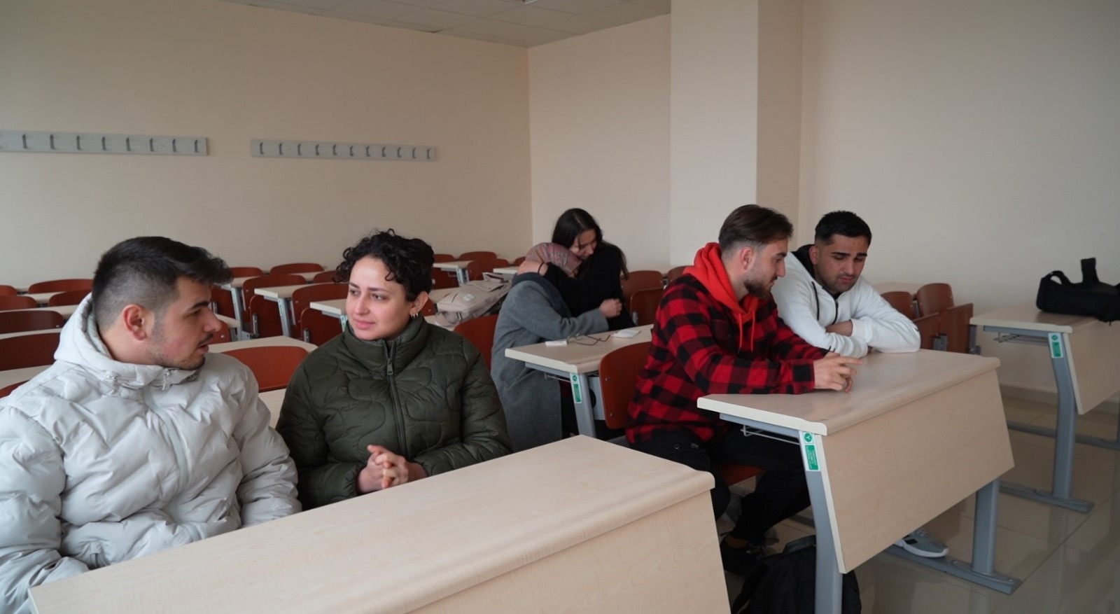 Bingöl’deki otobüs kazasında hayatını kaybeden Abdulkuddus’un arkadaşları yasa boğuldu 2