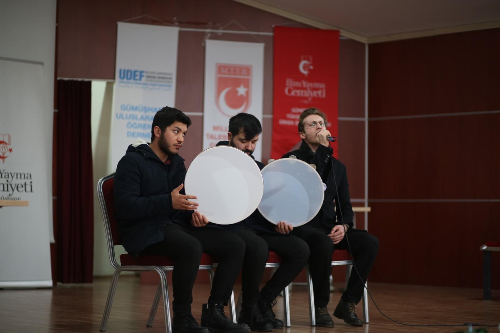 Üniversiteliler Kur’an-ı Kerim’i en güzel okumak için yarıştı 7