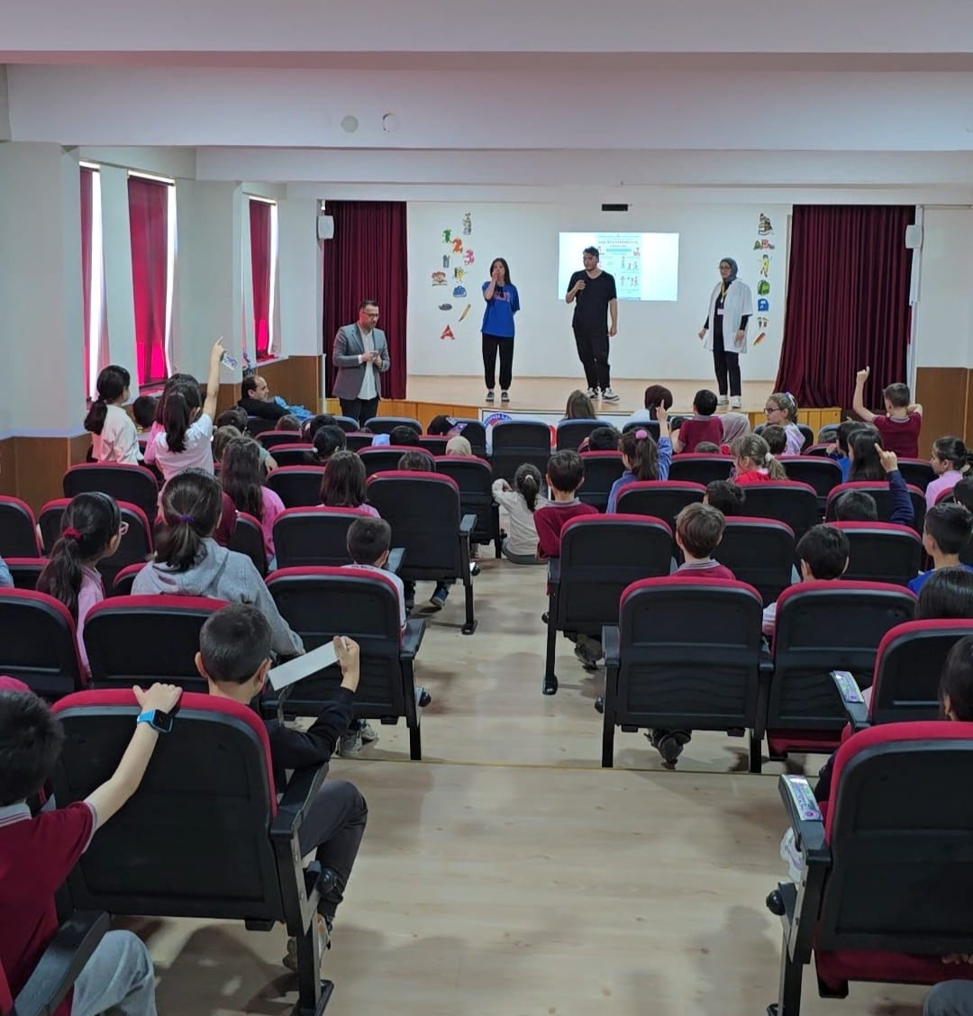 “Sağlıklı Çocuk, Mutlu Toplum” etkinliğiyle skolyoz farkındalığı artırıldı 2