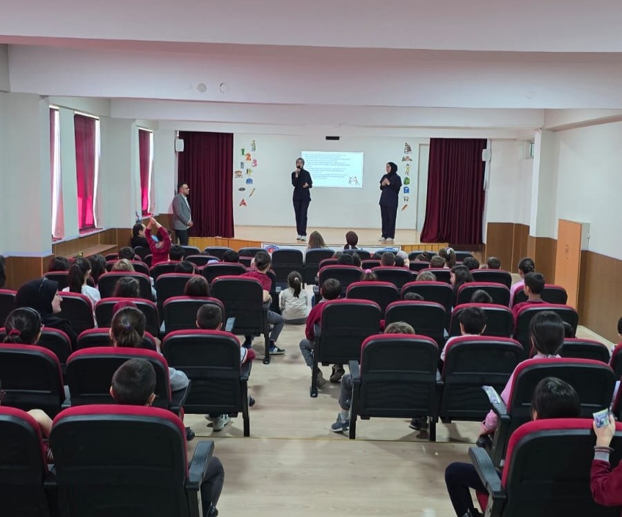 “Sağlıklı Çocuk, Mutlu Toplum” etkinliğiyle skolyoz farkındalığı artırıldı 1