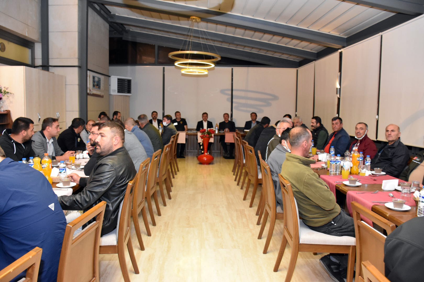 Orman kahramanlarına plaketleri verildi 2