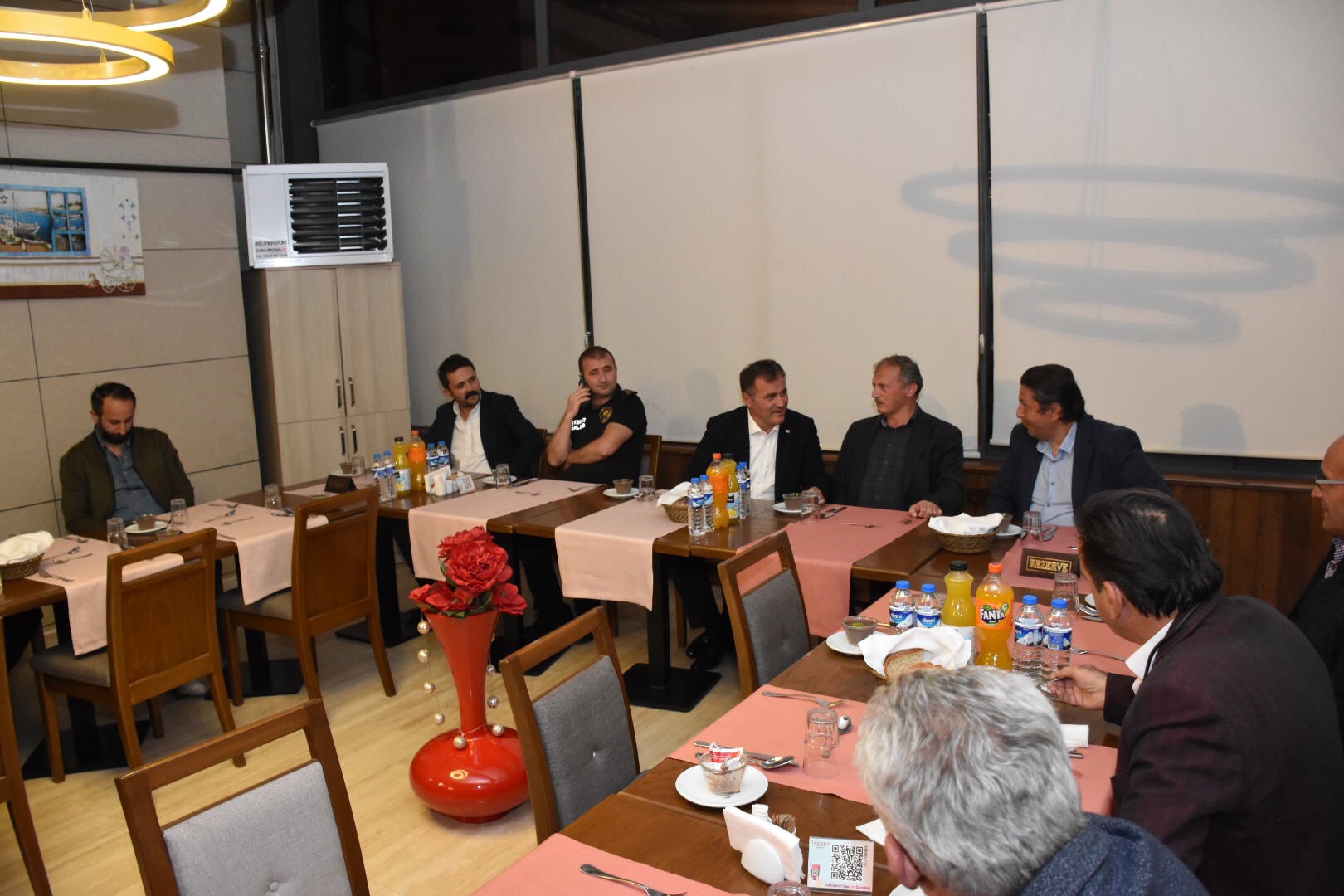 Orman kahramanlarına plaketleri verildi 16