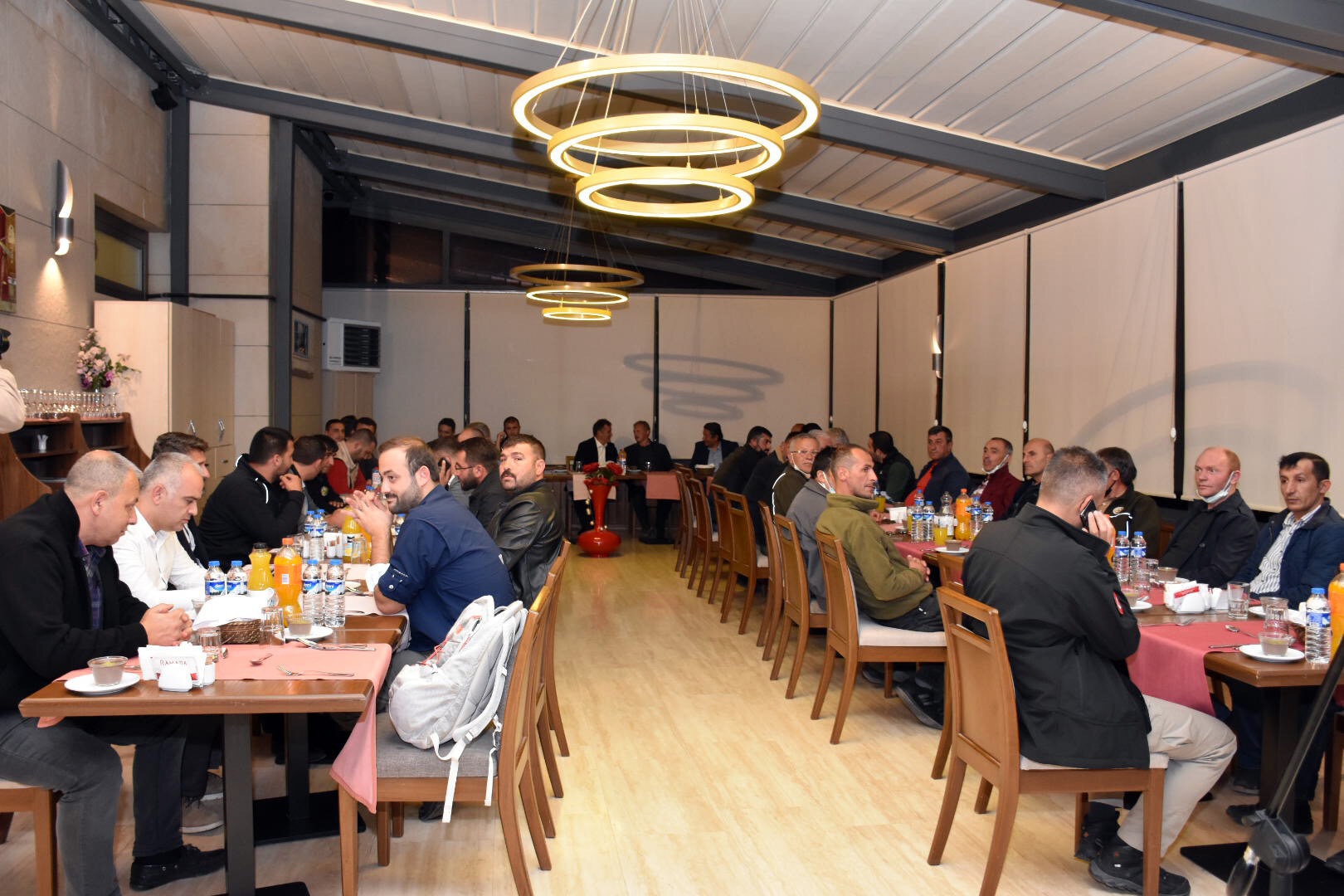 Orman kahramanlarına plaketleri verildi 3