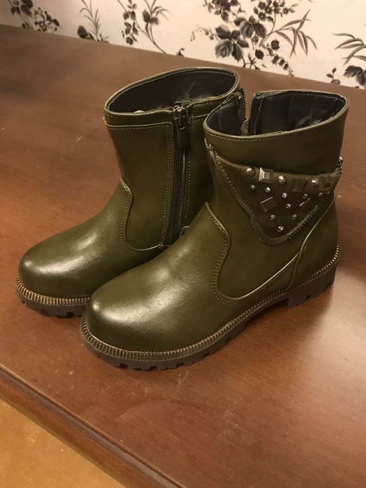 İhtiyaç sahibi öğrencilere ayakkabı hediye edildi 13