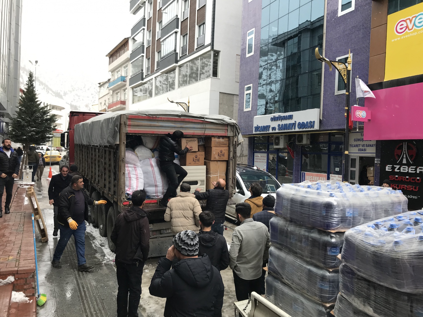 GTSO’da toplanan yardımlar yola çıktı 2