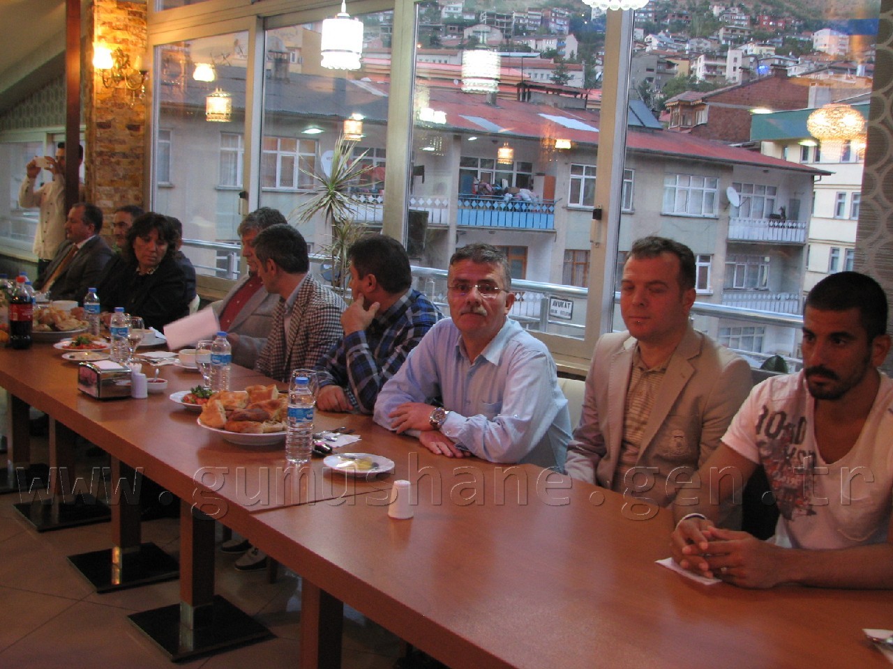 Milletvekili Aydın Kadir Gecesi Başarılı Sporcu ve Öğrencileri İftar Yemeğinde Ağırladı 5