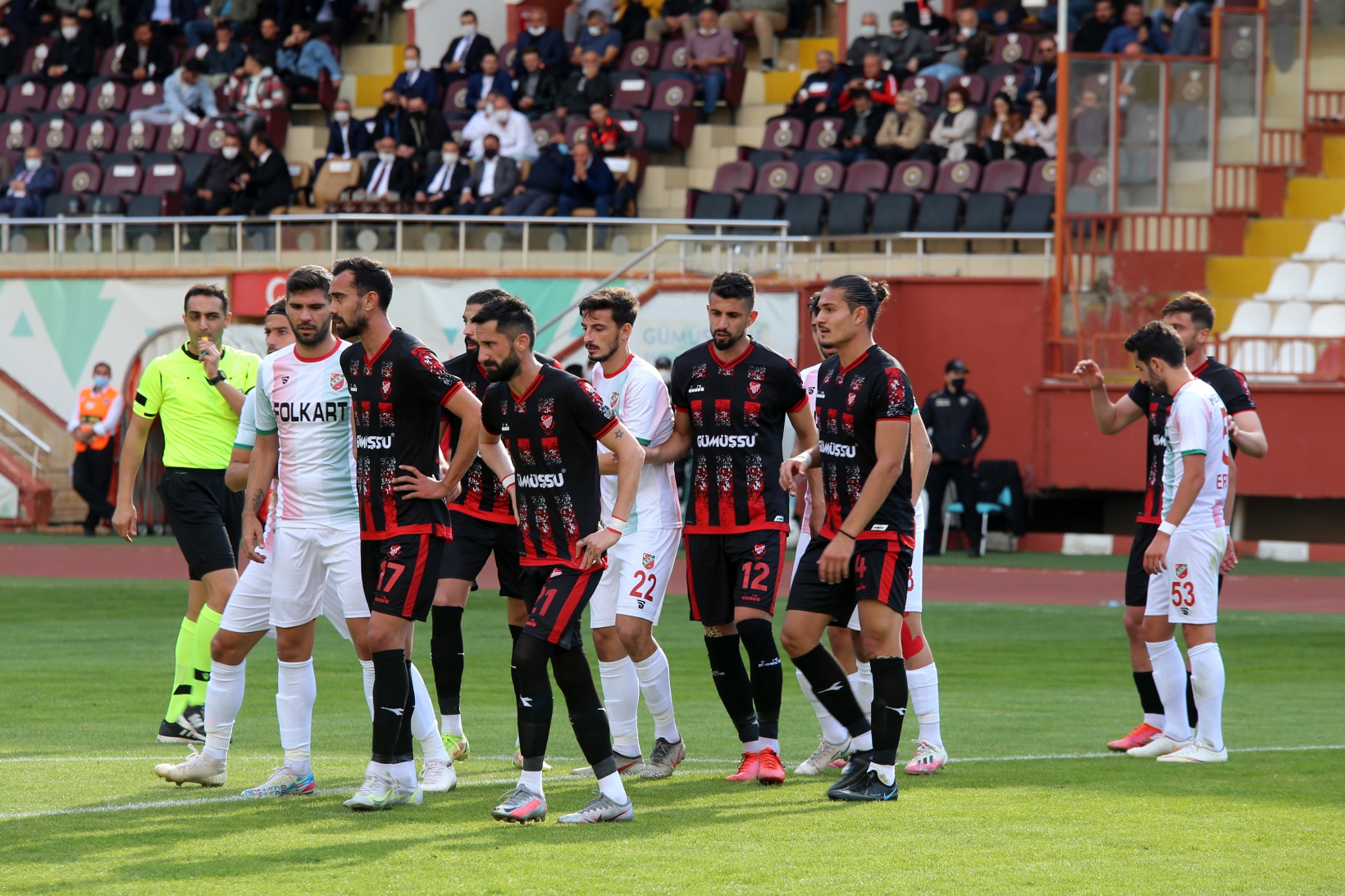 Gümüş 1 puana razı oldu 22