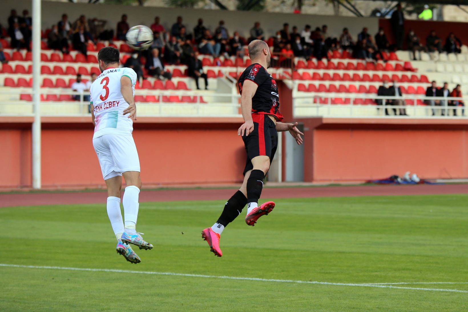 Gümüş 1 puana razı oldu 19