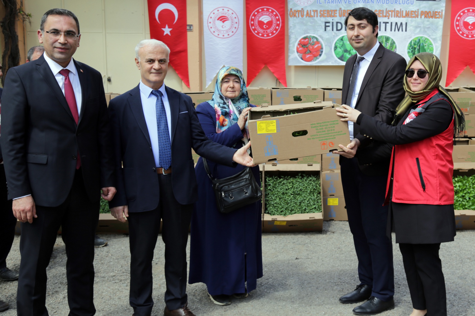 Gümüşhane’den 195 bin sebze fidesi toprakla buluşacak 1