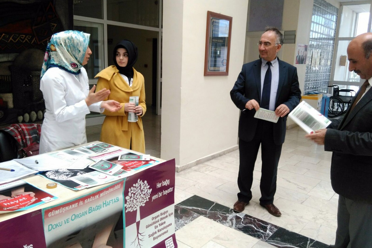 Kelkit'te organ bağışı standı kuruldu 4