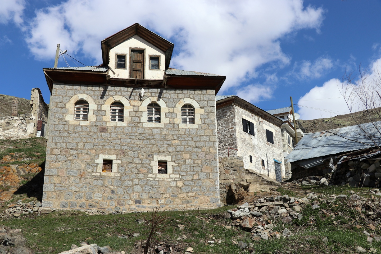 Bu köyün yalnızca 9 seçmeni var 5