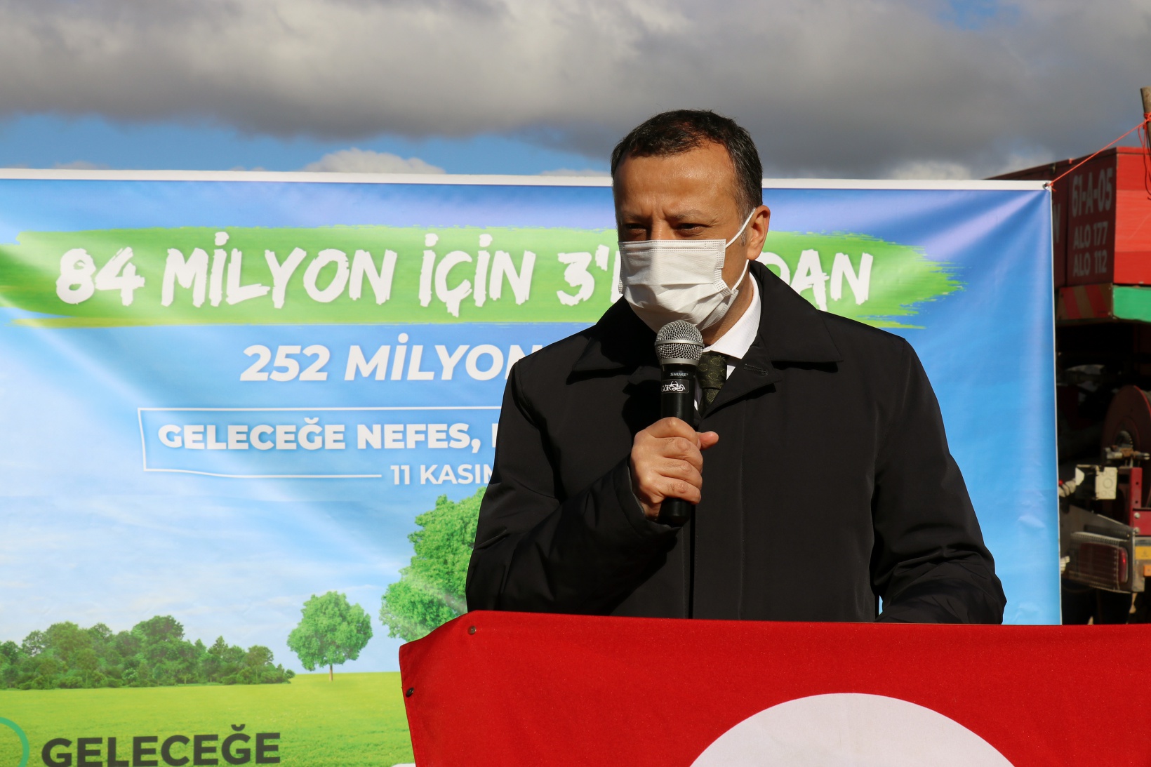 Gümüşhane’de Milli Ağaçlandırma Gününde binlerce fidan toprakla buluştu 5