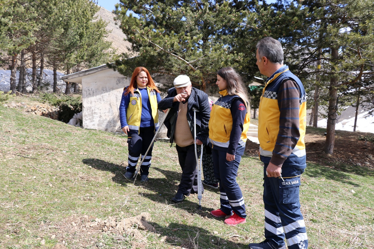 Gümüşhane'de hastalar sandıklara devlet eliyle götürülüyor 11