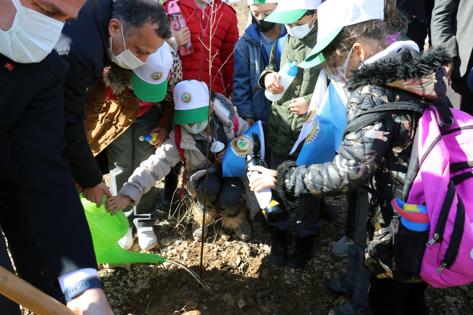 Gümüşhane’de Milli Ağaçlandırma Gününde binlerce fidan toprakla buluştu 17