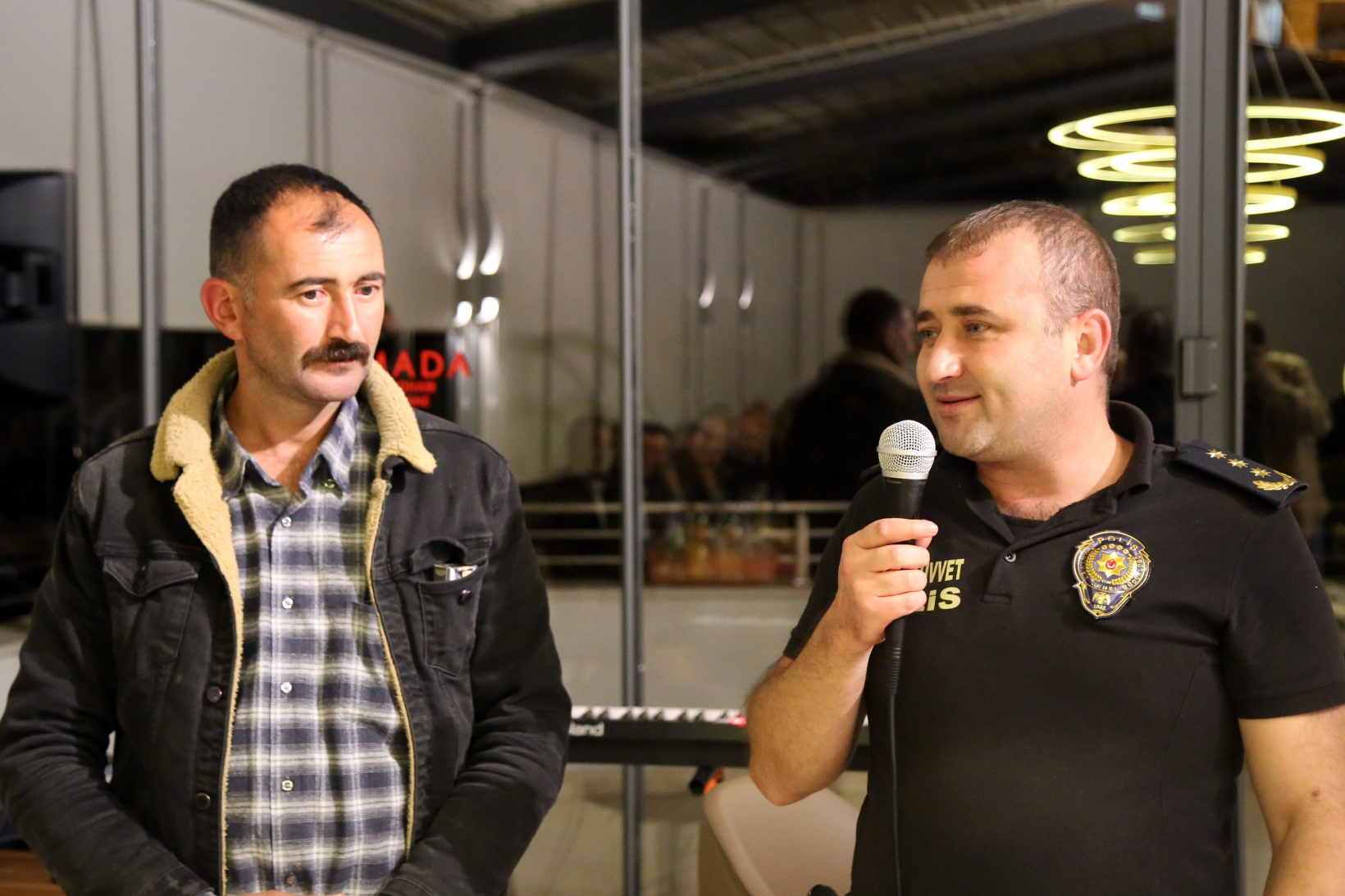 Orman kahramanlarına plaketleri verildi 12