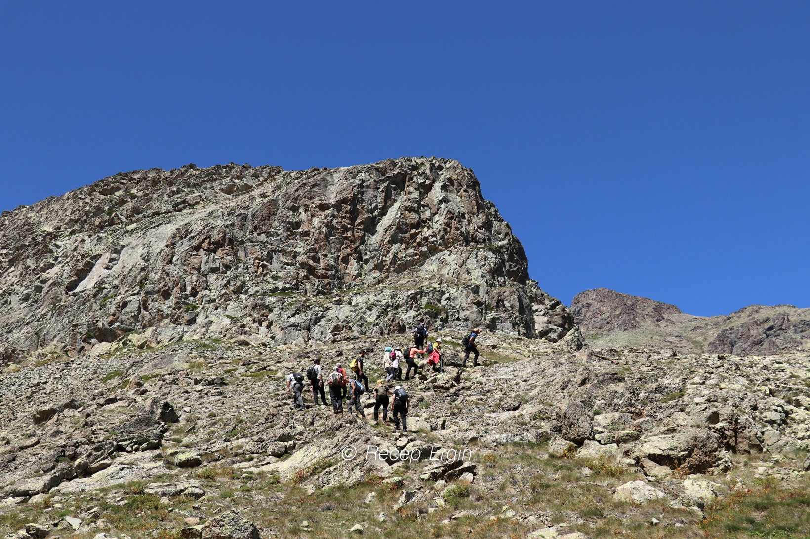 3 bin 333 metrede Yusuf Dikeç pozu verdiler 42