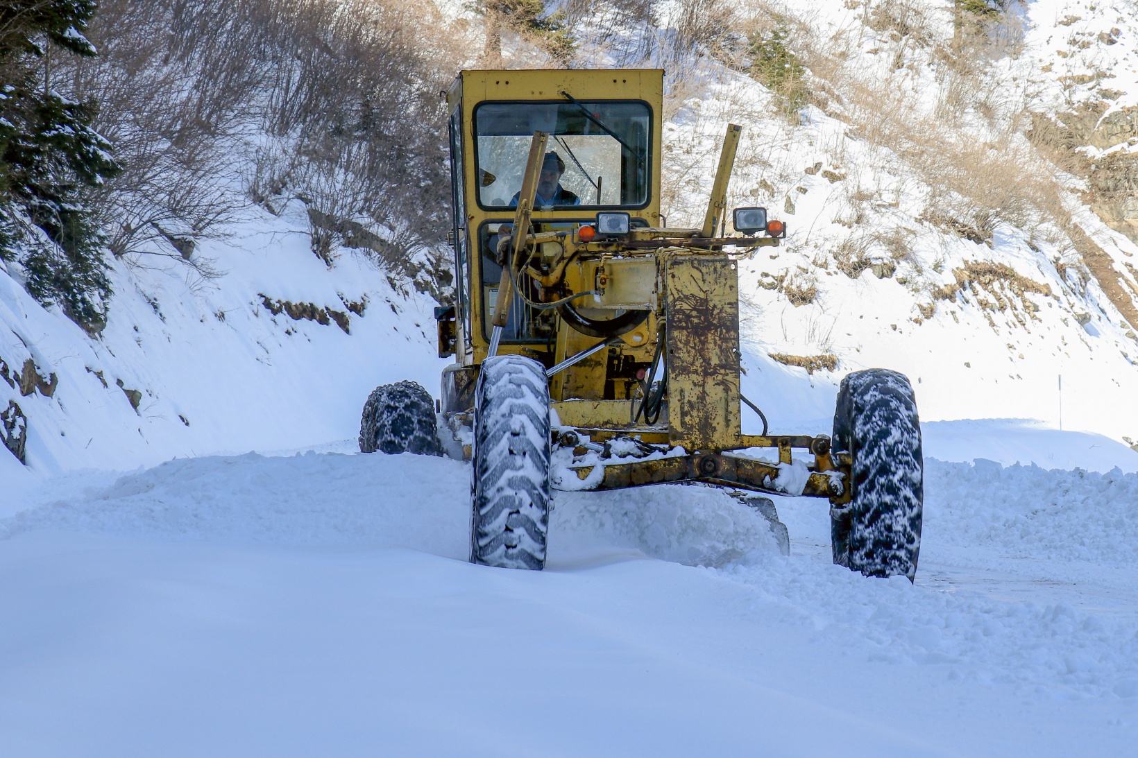 Cenazeye gitmek için yola çıktılar fakat kara saplandılar 8