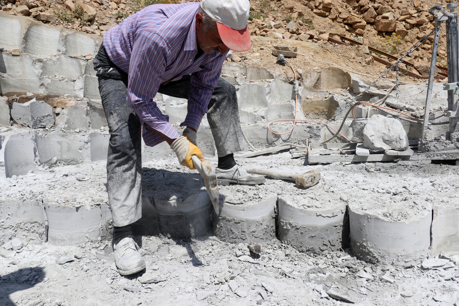 Ekmeğini taştan çıkaran son usta 28