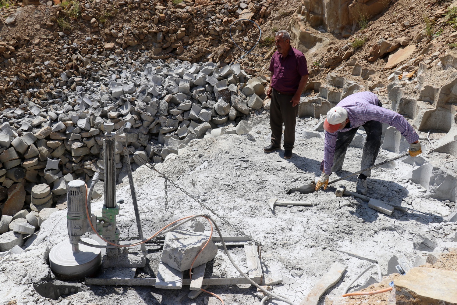 Ekmeğini taştan çıkaran son usta 33