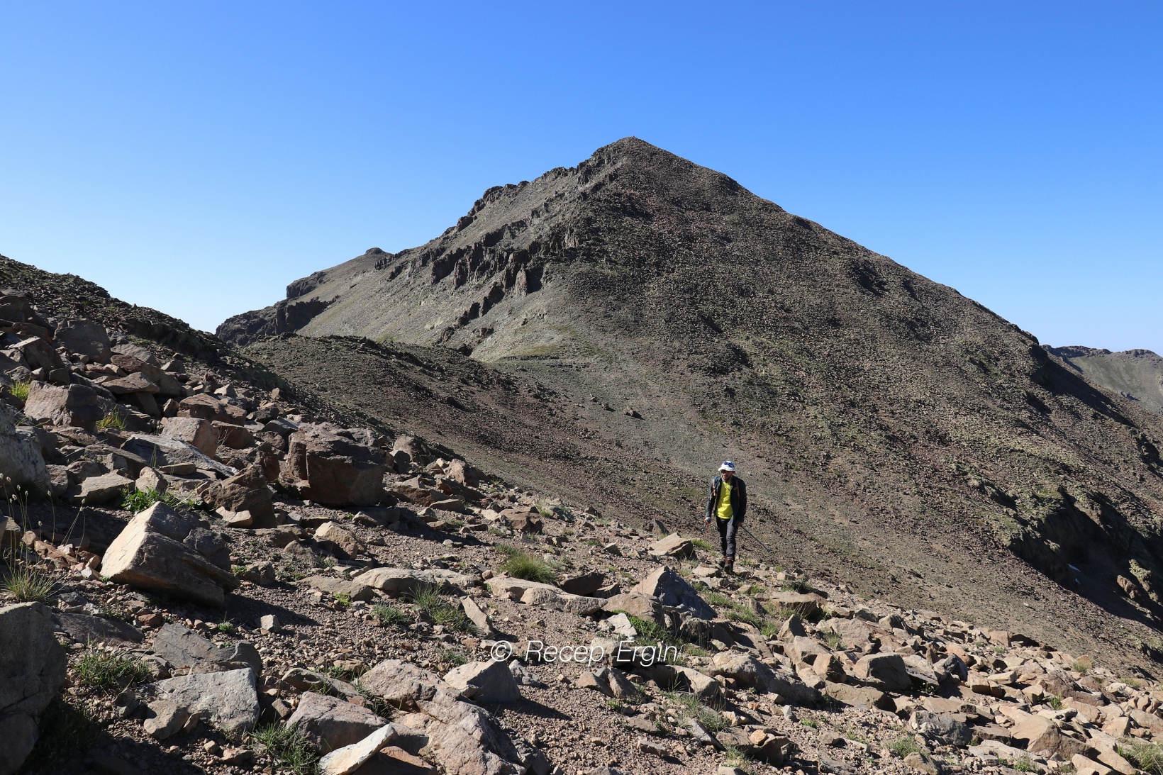 3 bin 333 metrede Yusuf Dikeç pozu verdiler 54