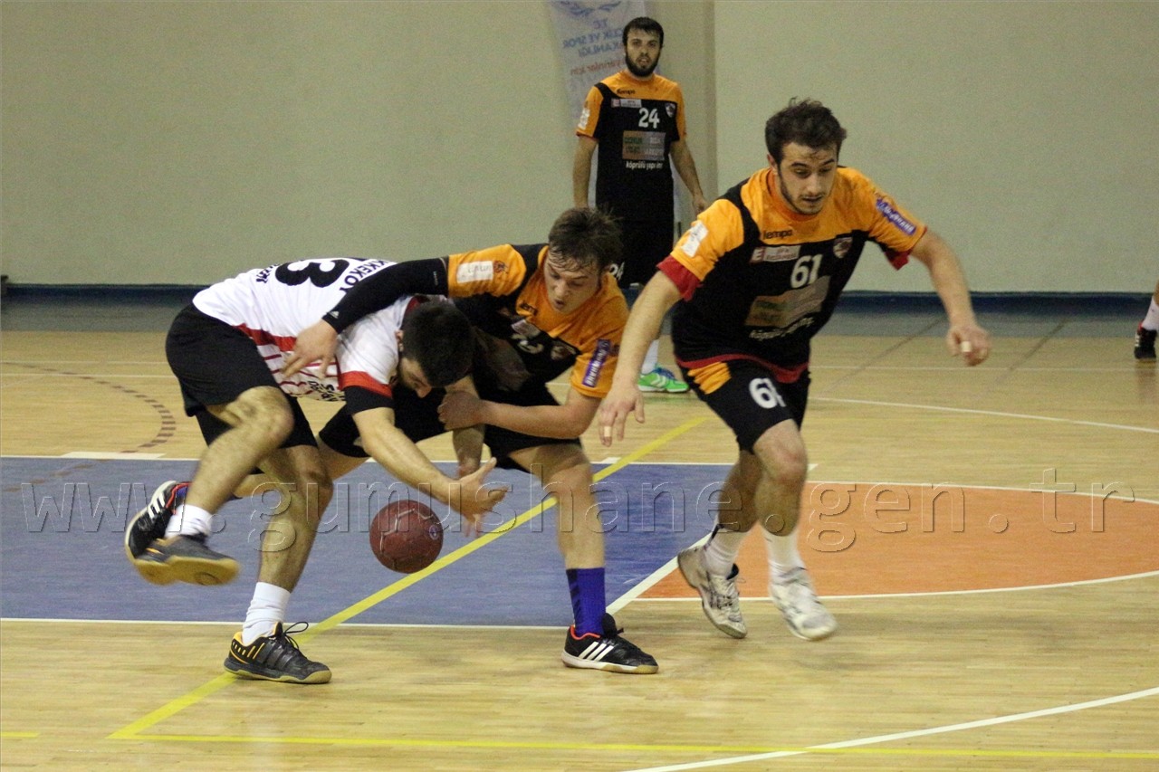 Ve Polis Gücü play-off’ta 1