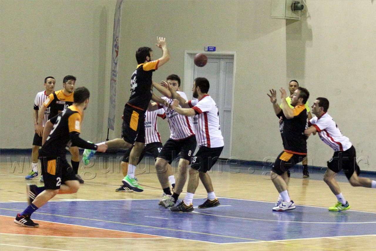 Ve Polis Gücü play-off’ta 2