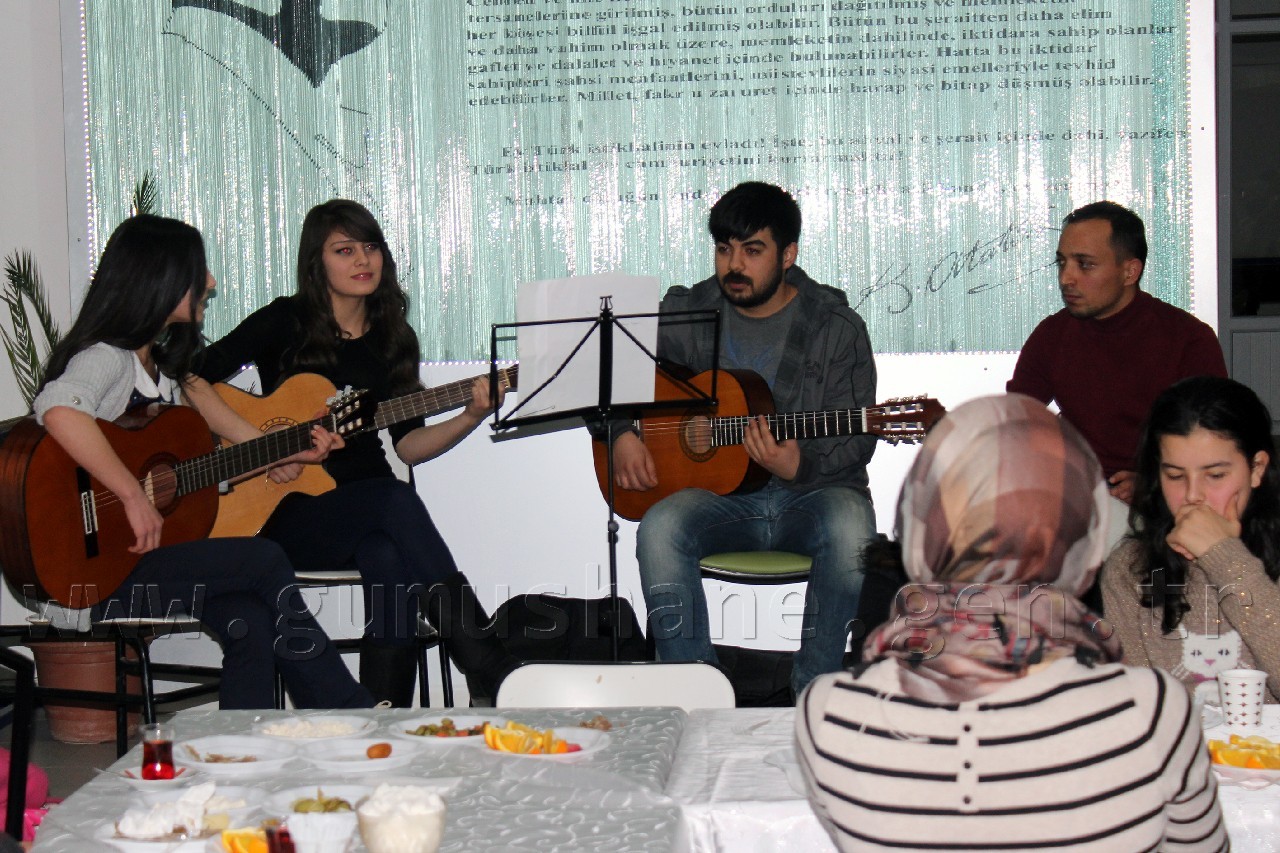 Gençlik Merkezinde Herfene Gecesi 2