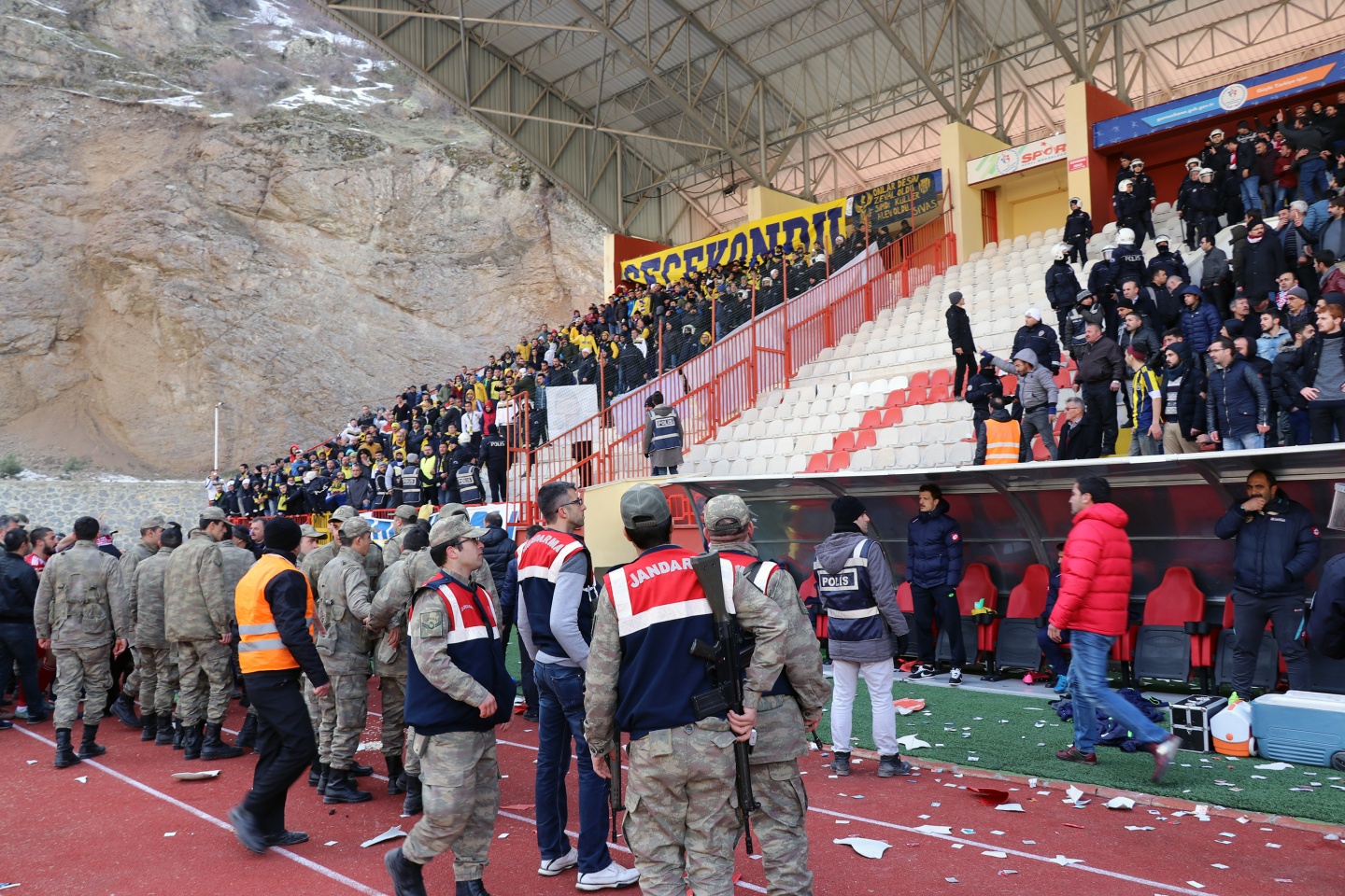 Gümüş Ankara'yı aştı: 2-1 84