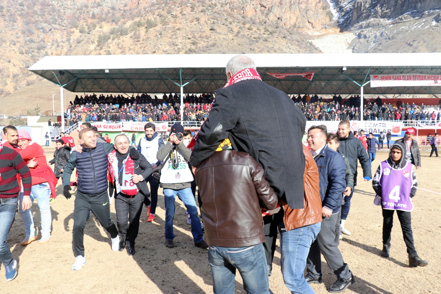 Gümüş Ankara'yı aştı: 2-1 80