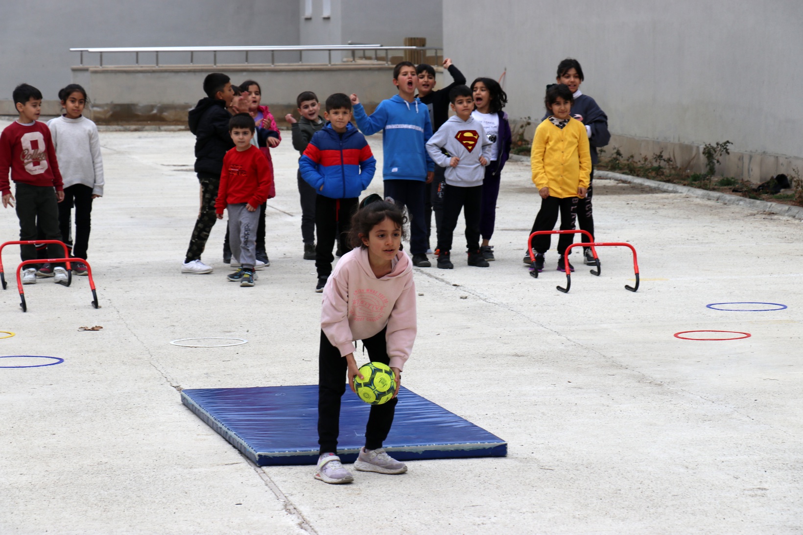Depremzede çocuklar depremin etkilerini sporla atıyorlar 4
