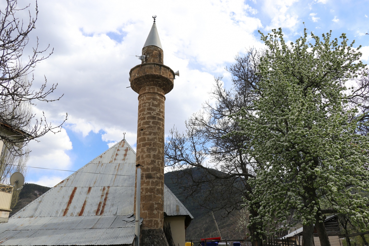 Torul'daki 600 yıllık caminin ilginç özellikleri 19